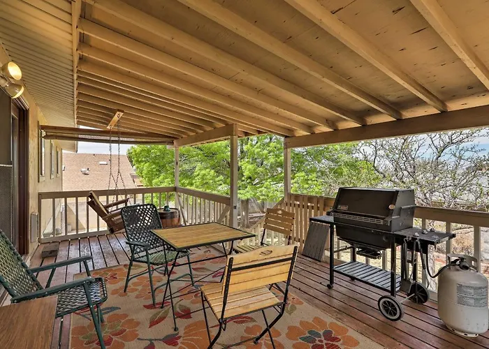 Walk To Rim View Trail: W/ Deck & Yard Page