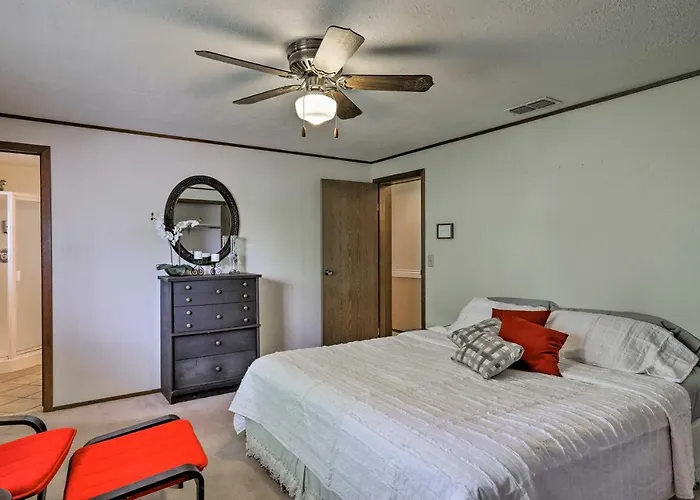 Holiday home Walk To Rim View Trail: W/ Deck & Yard *